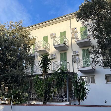 Hotel L'Etrusco - סן וינצ'נזו מראה חיצוני תמונה